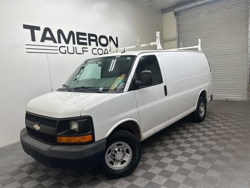 Used 2015 Chevrolet Express 2500 image 2
