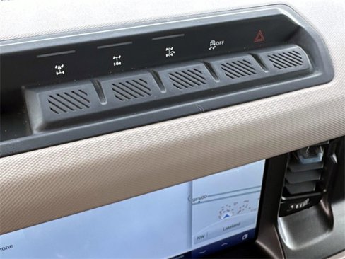 Used 2022 Ford Bronco Wildtrak image 20
