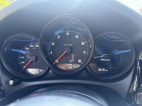 Used 2019 Porsche Macan image 21