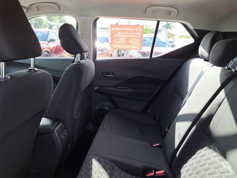Certified 2023 Nissan Kicks SV image 7
