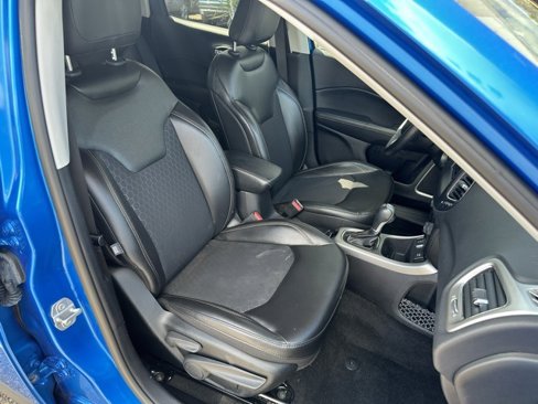 Used 2018 Jeep Compass Latitude w/ Popular Equipment Group image 11