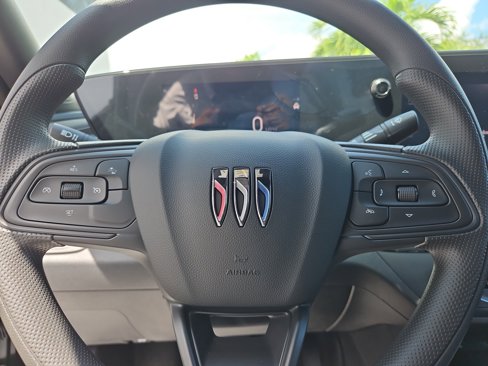 New 2025 Buick Envista Preferred image 19