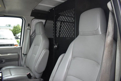 Used 2011 Ford E-150 and Econoline 150 image 13
