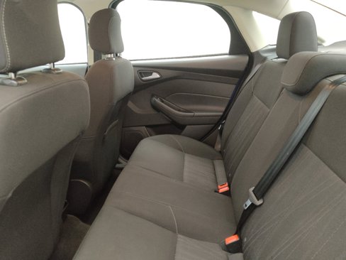 Used 2018 Ford Focus SE image 18