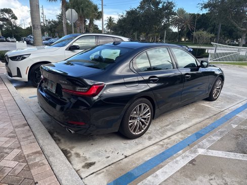 Certified 2023 BMW 330i Sedan w/ Premium Package image 4