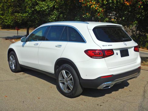 Used 2021 Mercedes-Benz GLC 300 4MATIC w/ Premium Package image 8