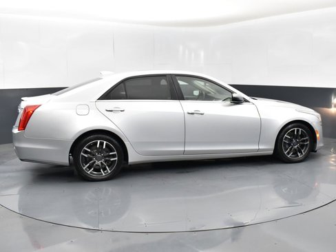 Used 2018 Cadillac CTS Sedan w/ Seating Package image 8