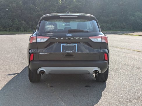 Certified 2022 Ford Escape S image 5