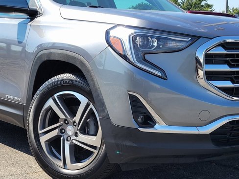 Used 2020 GMC Terrain SLT w/ Preferred Package image 3