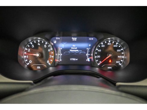 Used 2022 Jeep Compass Limited image 13