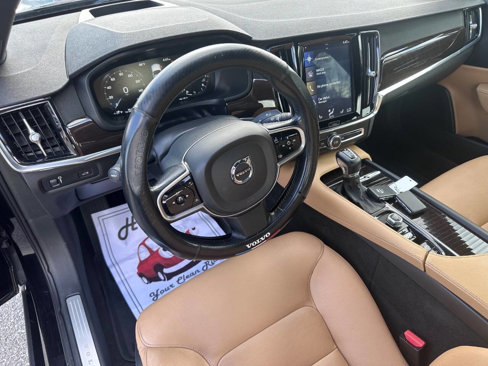 Used 2019 Volvo S90 T5 Momentum w/ Protection Package Premier image 11