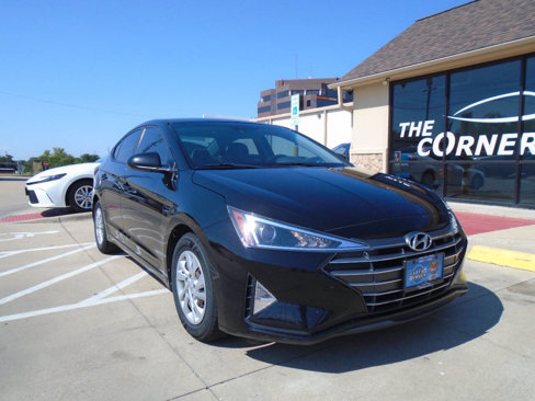 Used 2020 Hyundai Elantra SE w/ Cargo Package (C1) image 1
