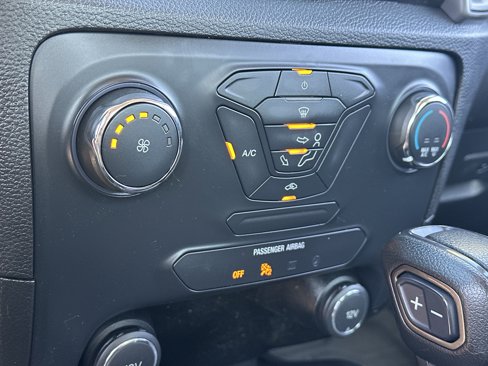 Used 2020 Ford Ranger XL w/ FX4 Off-Road Package image 18