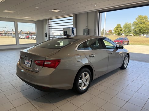 Used 2022 Chevrolet Malibu LS image 6