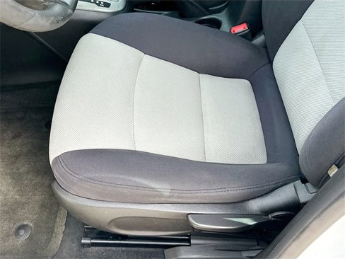 Used 2014 Chevrolet Cruze LS image 17
