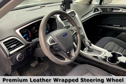 Used 2016 Ford Fusion SE image 15