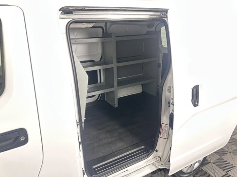Used 2020 Nissan NV200 SV w/ Back Door Glass Package image 17