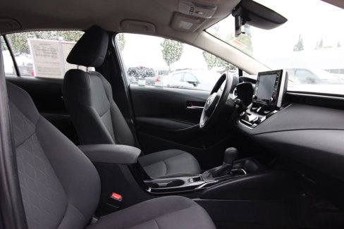 Used 2020 Toyota Corolla LE image 16