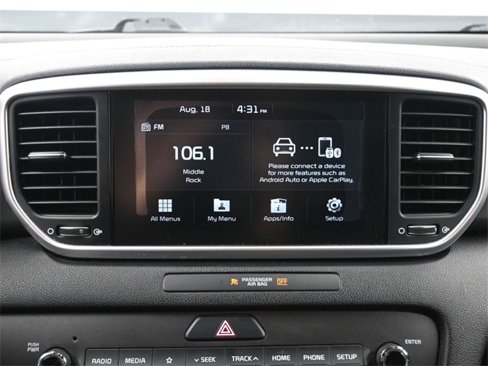 Used 2020 Kia Sportage LX image 3