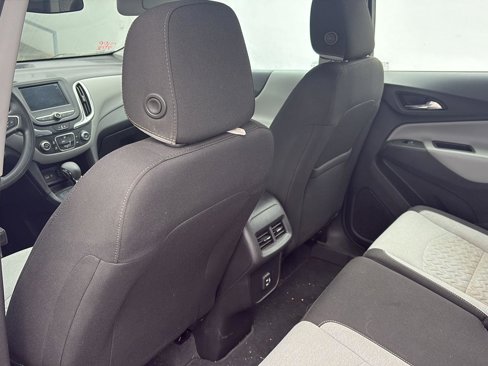 Used 2022 Chevrolet Equinox LS image 21