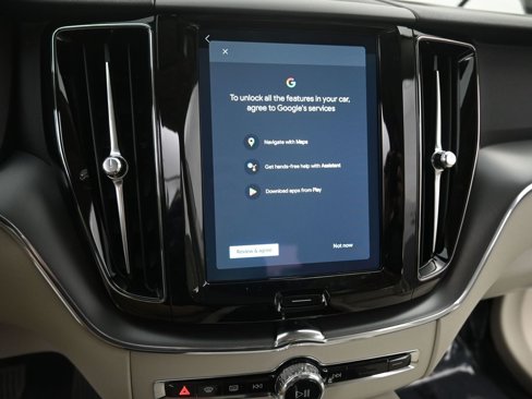 New 2025 Volvo XC60 B5 Core image 22