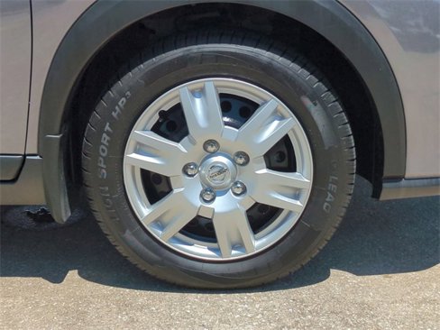 Used 2021 Nissan Kicks S image 11
