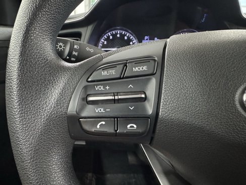Used 2019 Hyundai Elantra SE image 13