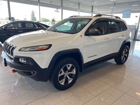 Used 2014 Jeep Cherokee Trailhawk w/ Comfort/Convenience Group image 15
