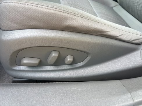 Used 2014 Chevrolet Impala LS w/ LS Convenience Package image 8