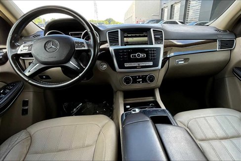 Used 2014 Mercedes-Benz GL 450 4MATIC image 13