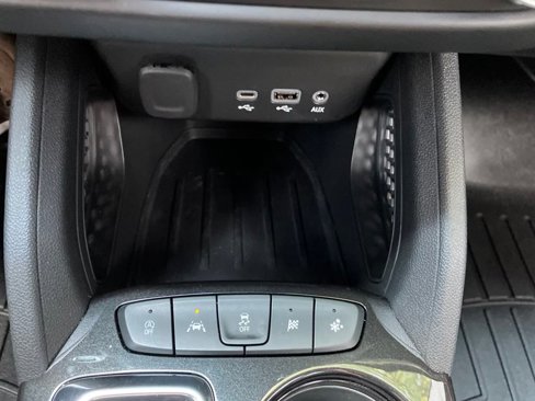 Used 2023 Chevrolet TrailBlazer RS image 8