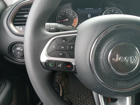 Used 2023 Jeep Renegade Latitude image 30