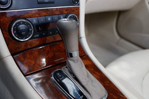 Used 2008 Mercedes-Benz CLK 350 Cabriolet image 38