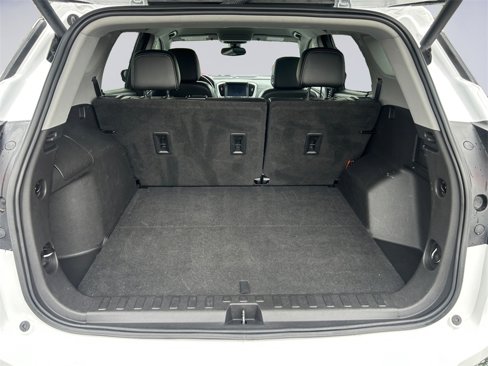 Used 2022 GMC Terrain SLT image 19
