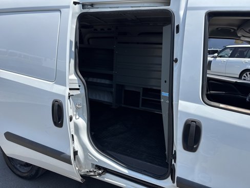 Used 2018 RAM ProMaster City Tradesman SLT image 13
