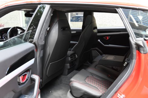 Used 2019 Lamborghini Urus image 10