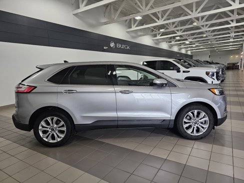 Used 2022 Ford Edge Titanium image 6
