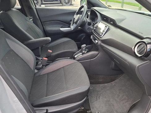 Used 2019 Nissan Kicks SV image 33