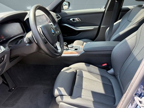 Used 2021 BMW 330i Sedan w/ Premium Package image 5