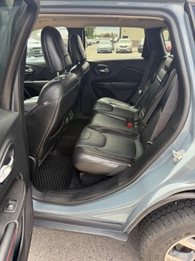 Used 2014 Jeep Cherokee Trailhawk w/ Leather Interior Group image 9