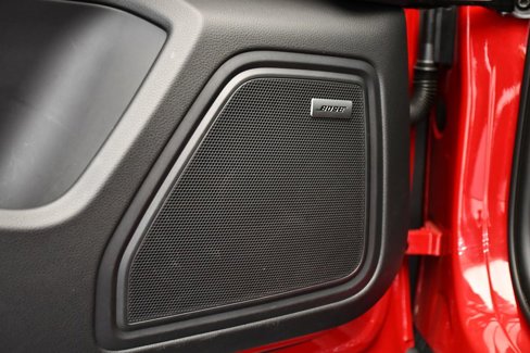 Certified 2025 Porsche Macan Turbo image 41