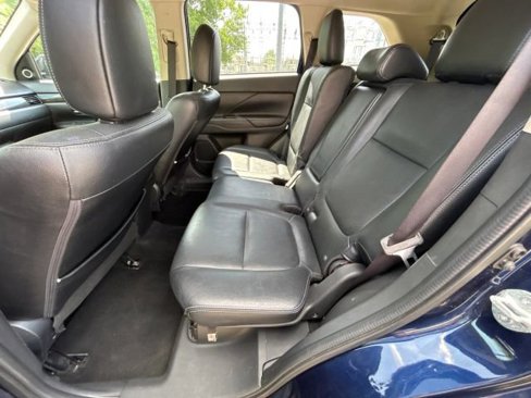 Used 2016 Mitsubishi Outlander GT image 12