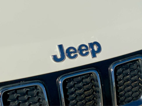 Used 2020 Jeep Compass Latitude w/ Popular Equipment Group image 21