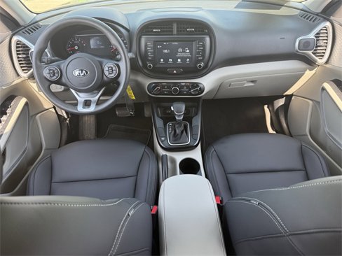 Used 2020 Kia Soul LX image 10