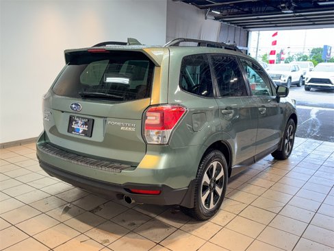 Used 2017 Subaru Forester 2.5i Limited image 8