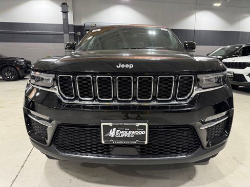 New 2025 Jeep Grand Cherokee Limited image 2