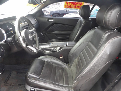 Used 2012 Ford Mustang Premium image 8