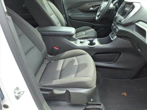 Used 2022 GMC Terrain SLE w/ Driver Convenience Package image 6