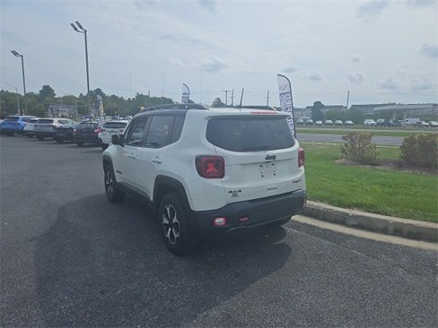 Used 2019 Jeep Renegade Trailhawk w/ UConnect 8.4 Nav Group image 2