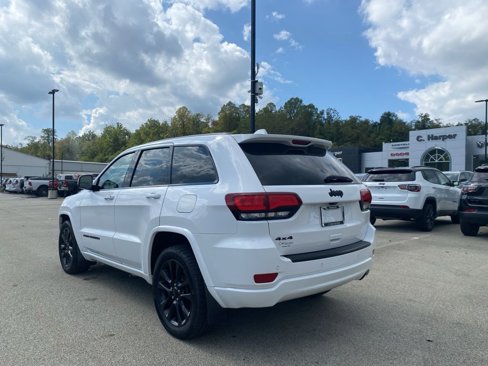 Certified 2018 Jeep Grand Cherokee Altitude image 4